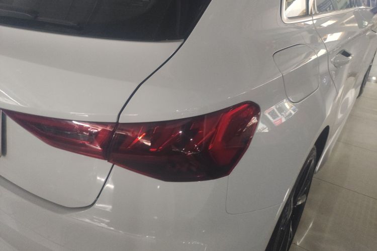 奥迪A3 2024款 Sportback 35 TFSI 时尚运动型车身外观6004