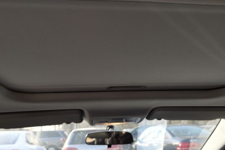 奇瑞 艾瑞泽5 2016款 1.5L CVT领锐版中控内饰22