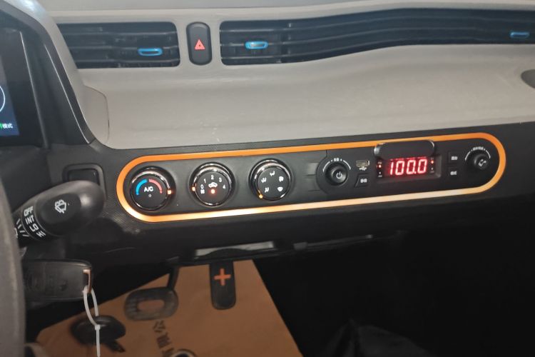 五菱汽车 宏光MINIEV 2020款 轻松款 三元锂局部细节16