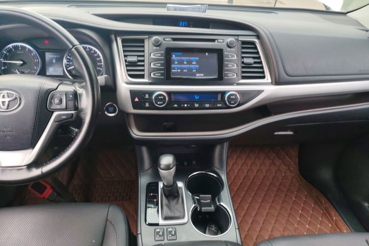 丰田 汉兰达 2015款 2.0T 四驱豪华版 7座中控内饰16