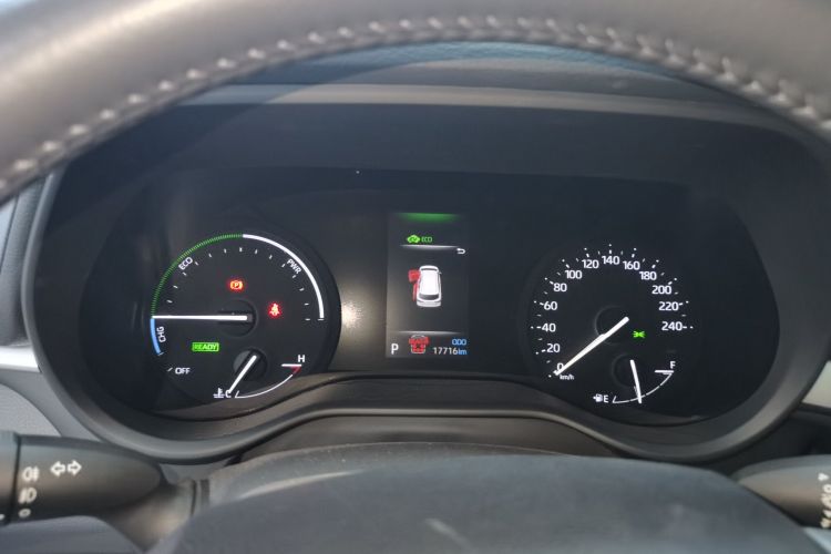 丰田 赛那SIENNA 2024款 2.5L混动 四驱尊贵版中控内饰14