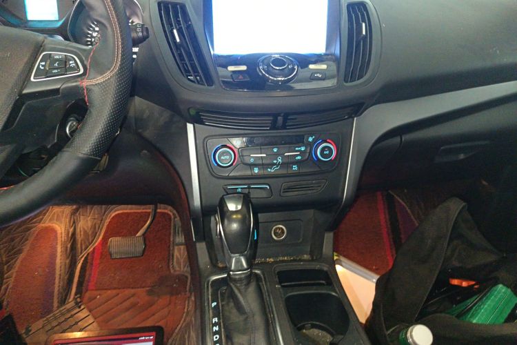 福特 翼虎 2018款 EcoBoost 180 两驱铂翼型中控内饰16