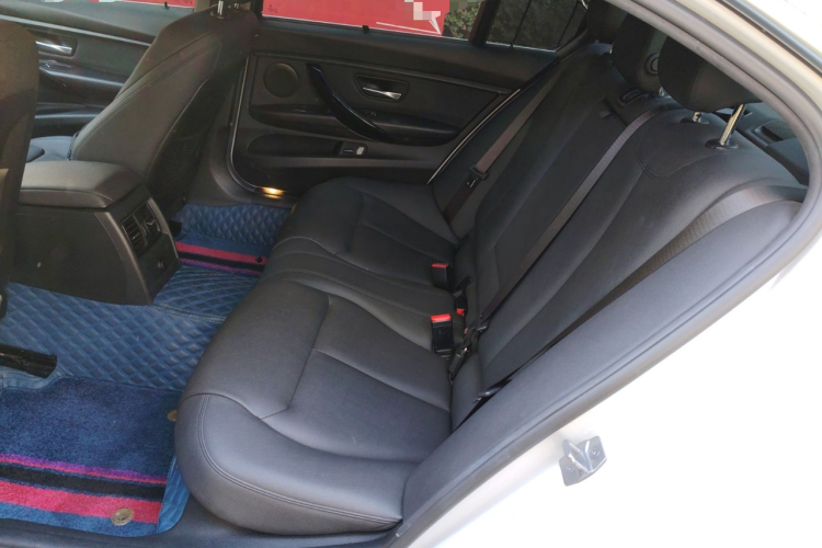 宝马3系 2018款 320Li 时尚型中控内饰21