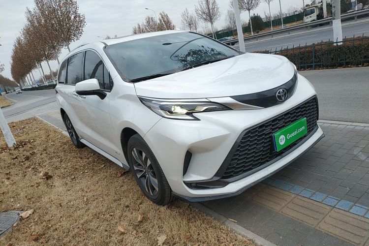 丰田 格瑞维亚 2024款 2.5L混动 豪华版车身外观6002