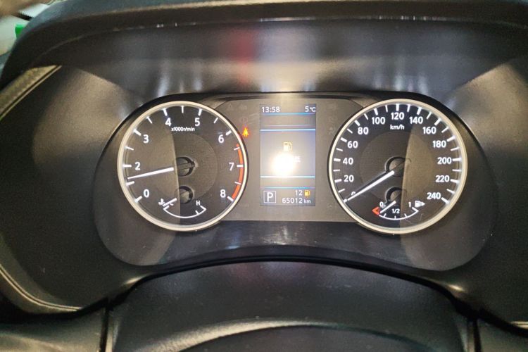 日产 轩逸 2021款 1.6L XL CVT智享版中控内饰14