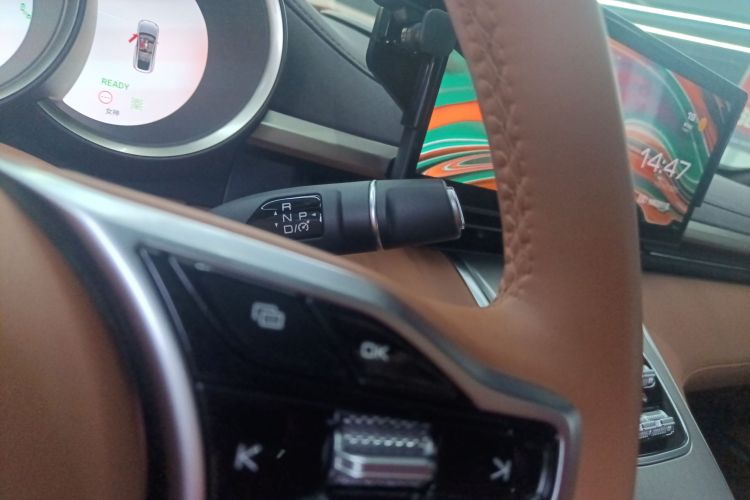 欧拉闪电猫 2022款 555km 豪华版中控内饰18