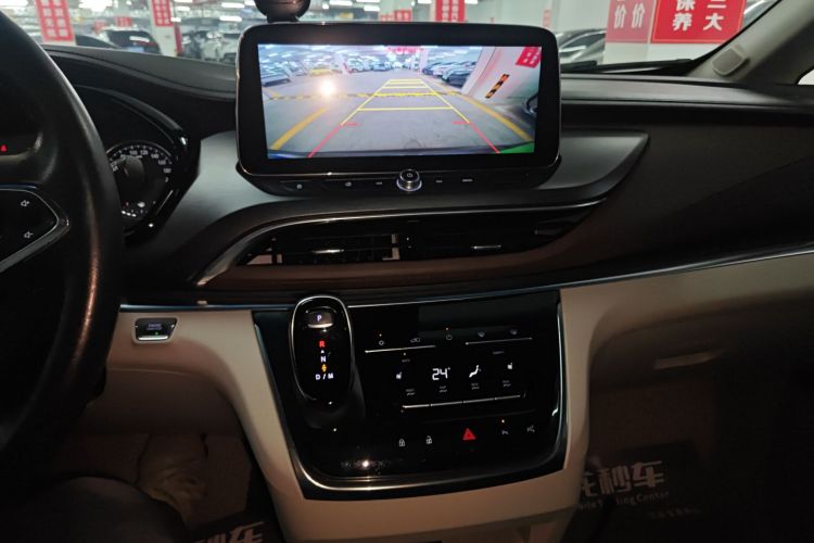 别克GL8 2022款 陆上公务舱 652T 智慧豪华型局部细节16