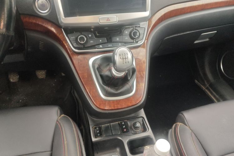 哈弗H6 2015款 改款 运动版 1.5T 手动两驱精英型局部细节18