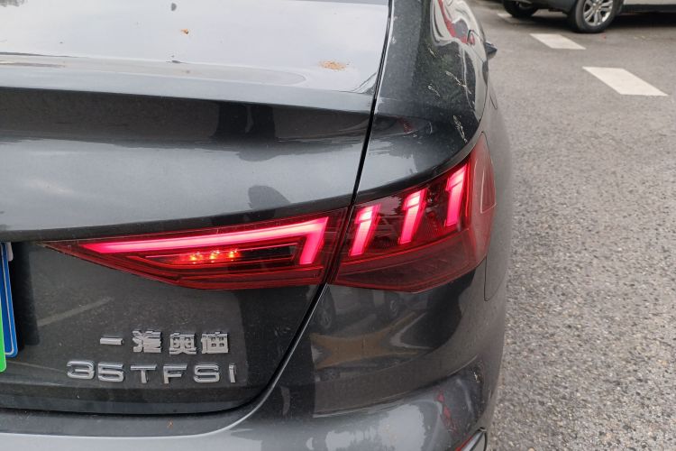 奥迪A3 2024款 A3L Limousine 35 TFSI 时尚运动型车身外观9
