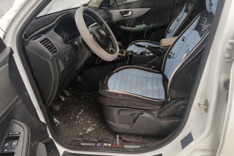 东风风光 风光S560 2019款 1.8L 手动都市型中控内饰19