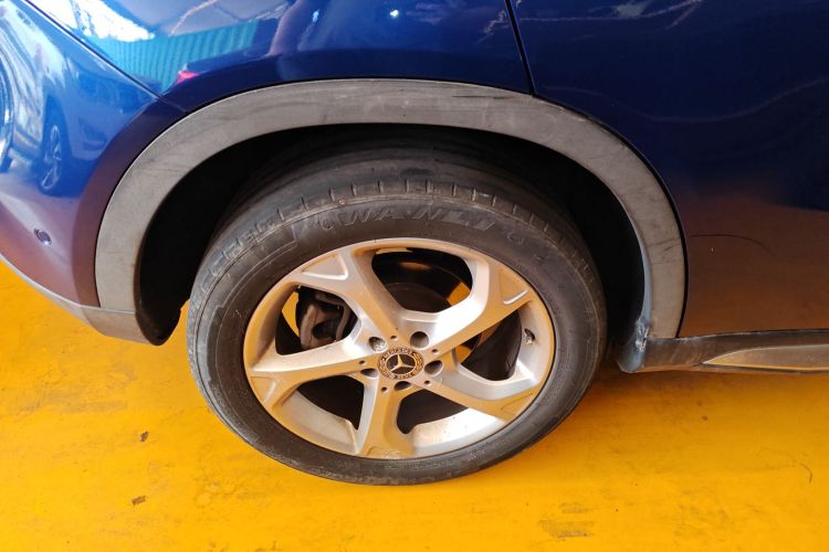 奔驰GLA 2018款 GLA 200 动感型车身外观6002