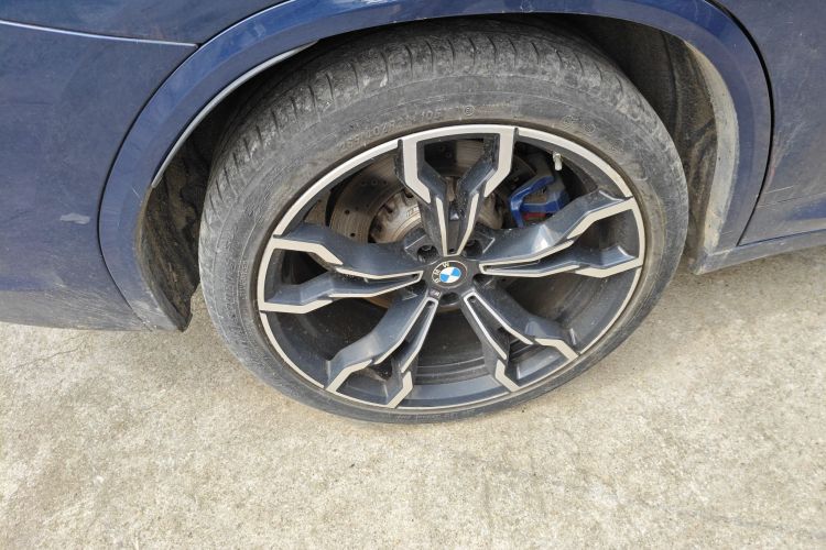 宝马X3 M 2019款 X3 M雷霆版车身外观56