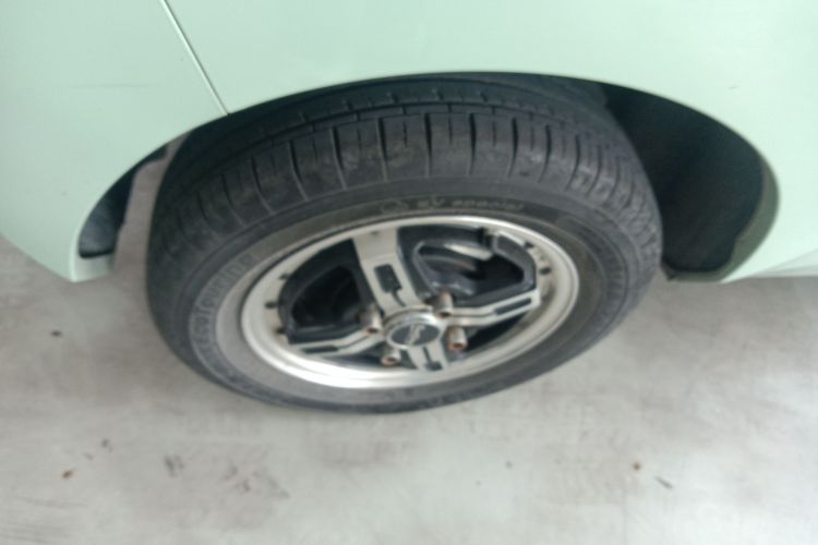 五菱汽车 宏光MINIEV 2022款 马卡龙臻享款 三元锂车身外观56