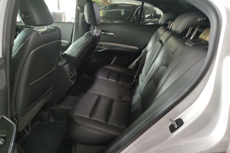 凯迪拉克XT4 2018款 28T 两驱领先型中控内饰7004