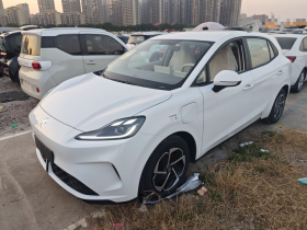 名爵 MG4 EV 2026款 437 从容版