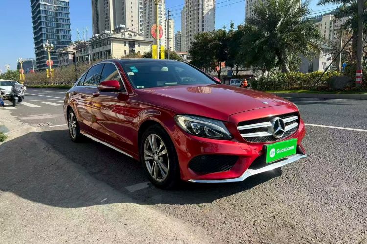 奔驰C级 2017款 C 200 L 运动版车身外观3
