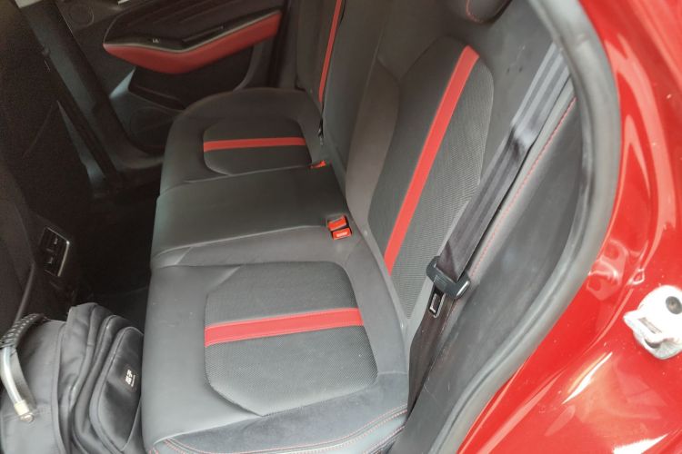 思皓A5 2021款 1.5T CVT尊贵智联型中控内饰21