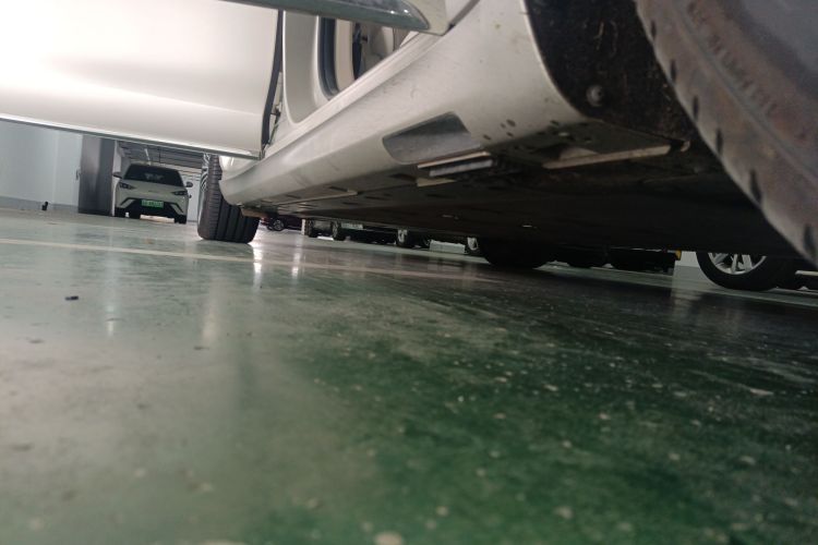 鸿蒙智行 享界S9 2024款 纯电 Ultra 四驱旗舰版局部细节9001