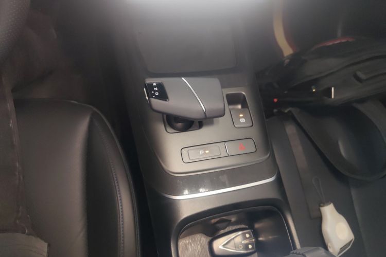 长安 逸动 2024款 1.5T GDI自动 尊贵型局部细节18