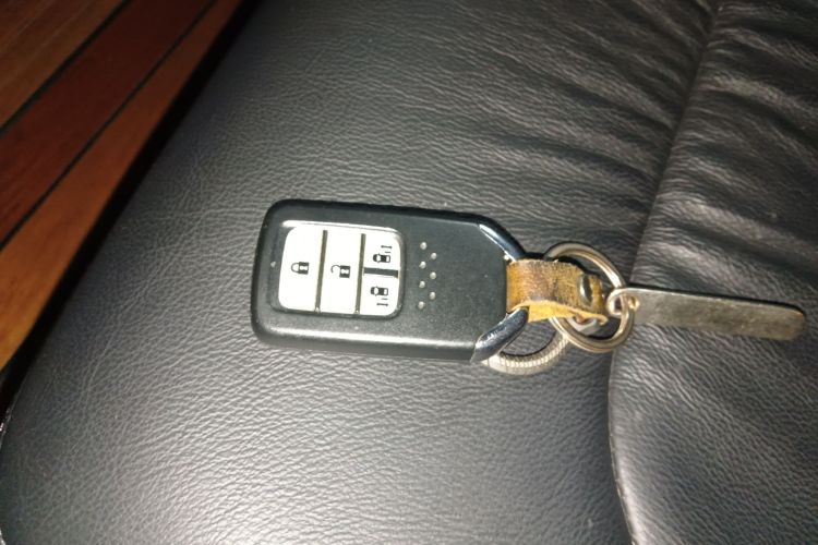 本田 奥德赛 2021款 2.0L 锐·尊享版中控内饰7001