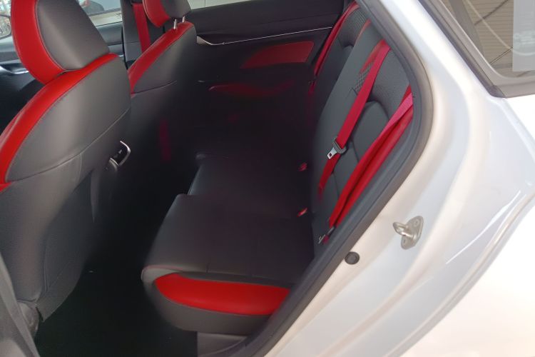 吉利汽车 缤瑞 2021款 1.4T CVT F-运动版中控内饰21