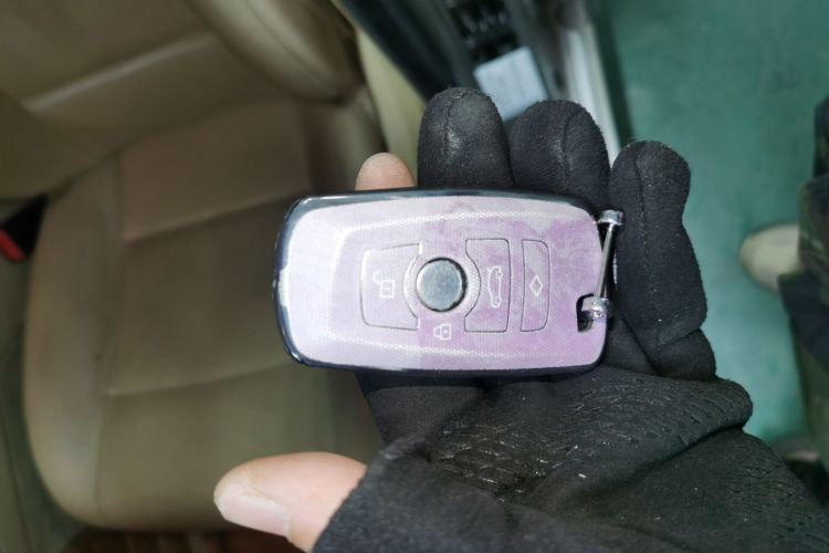 宝马5系 2014款 520Li 典雅型中控内饰11