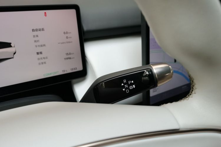 小鹏P7+ 2024款 长续航 Max中控内饰18