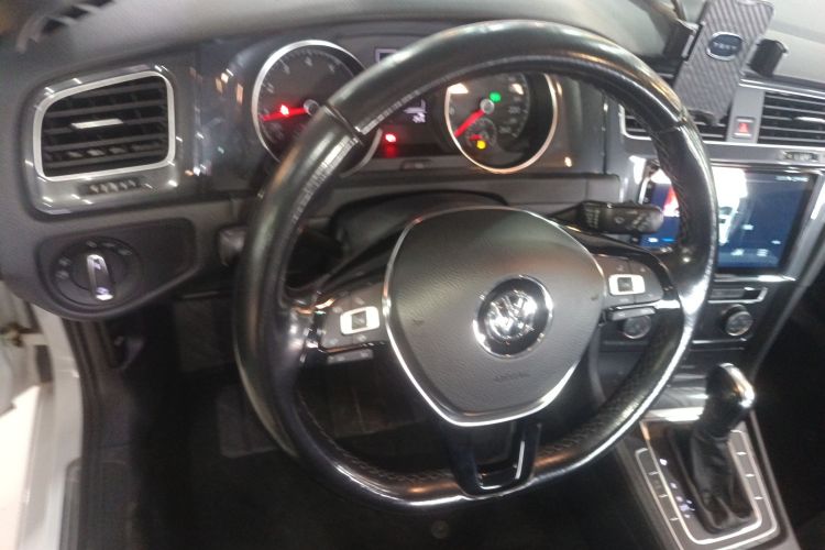 大众 高尔夫 2019款 280TSI DSG舒适型 国VI中控内饰13