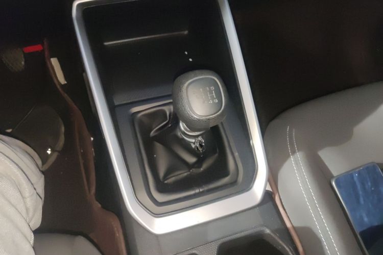 五菱汽车 五菱星驰 2022款 1.5L 手动自由型局部细节18