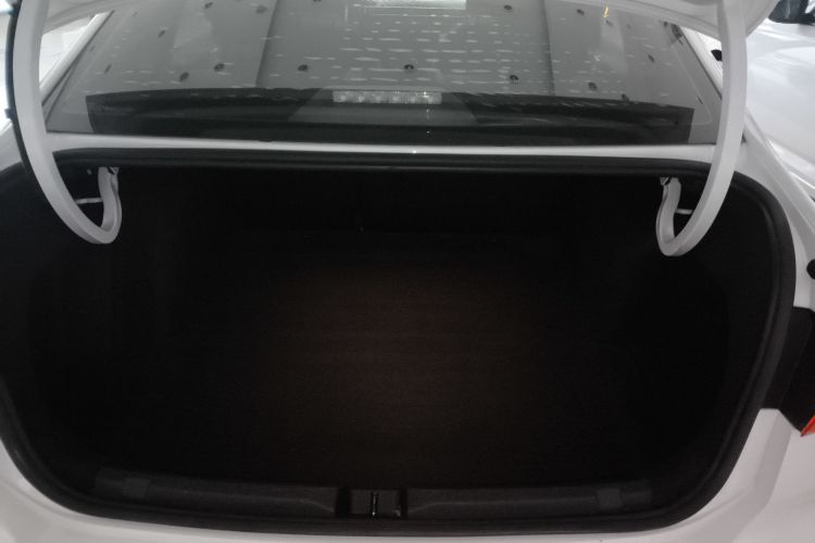 大众 朗逸 2023款 1.5L 自动得逸版机舱底盘23