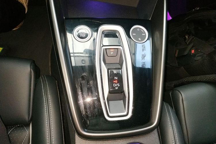 奥迪A3 2025款 A3L Limousine 35TFSI 飞驰尊享型 +豪华臻选包中控内饰18