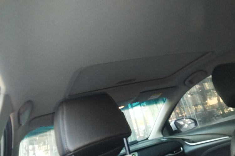 别克 英朗 2021款 改款 典范 1.5L 自动精英型局部细节22