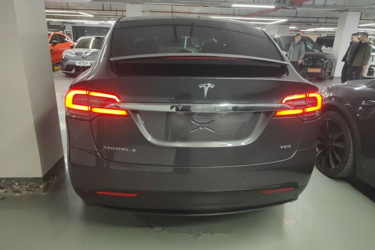 特斯拉 2016款 Model X 75D车身外观6004