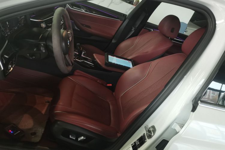 宝马5系 2022款 改款二 525Li M运动套装中控内饰19