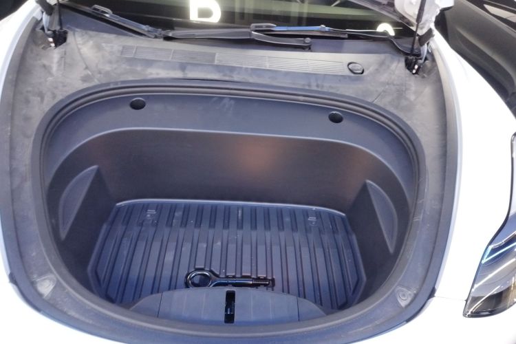 特斯拉 Model 3 2022款 后轮驱动版局部细节24