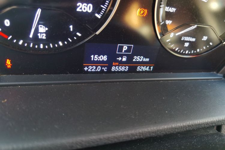 宝马X1 2018款 sDrive18Li 时尚型中控内饰15