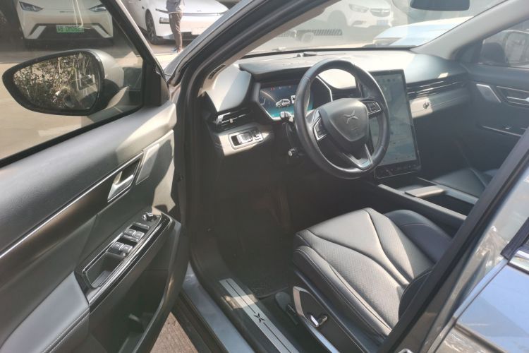 小鹏G3 2020款 460i 智享版中控内饰7003