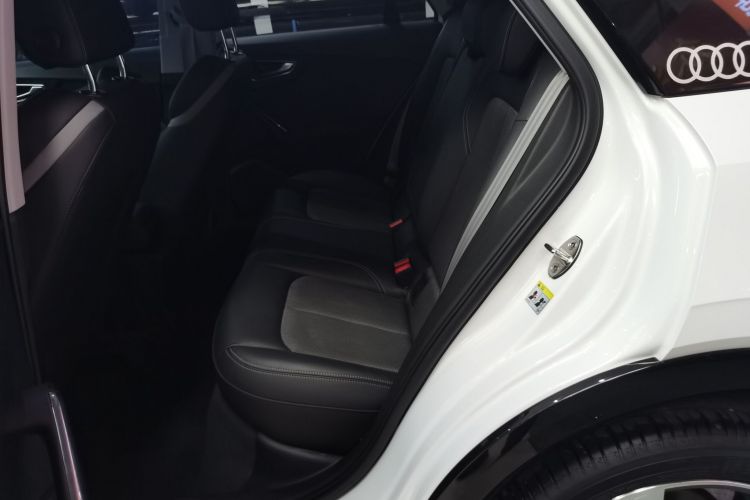 奥迪Q2L 2021款 35 TFSI 时尚动感型中控内饰21