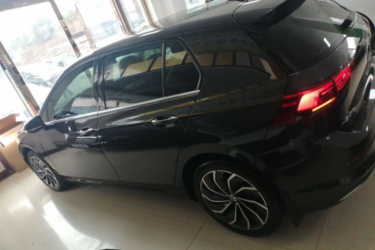 大众 高尔夫 2023款 280TSI DSG Pro车身外观4