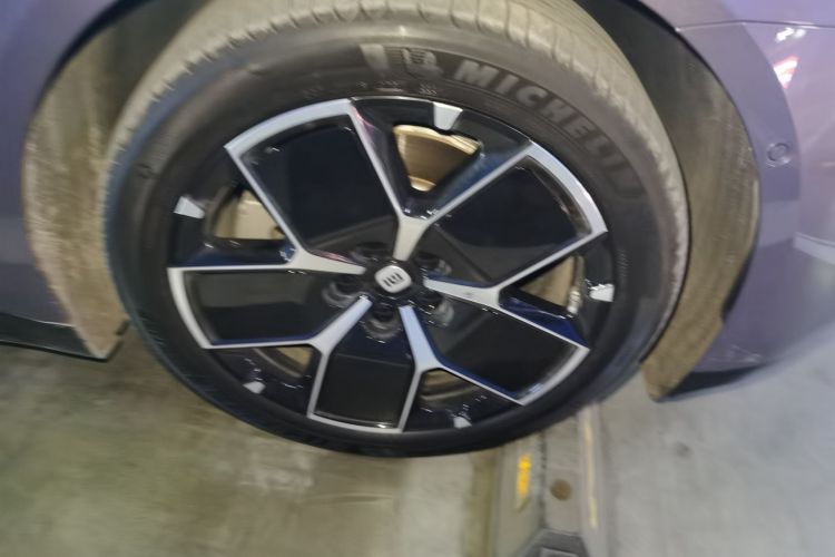 小米汽车 小米SU7 2024款 后驱超长续航高阶智驾Pro版车身外观10