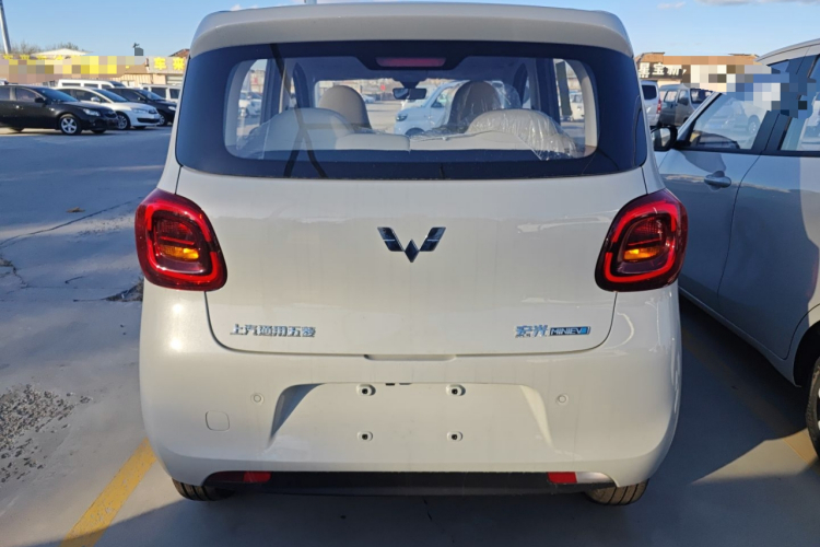 五菱汽车 宏光MINIEV 2025款 四门版 进阶款车身外观6