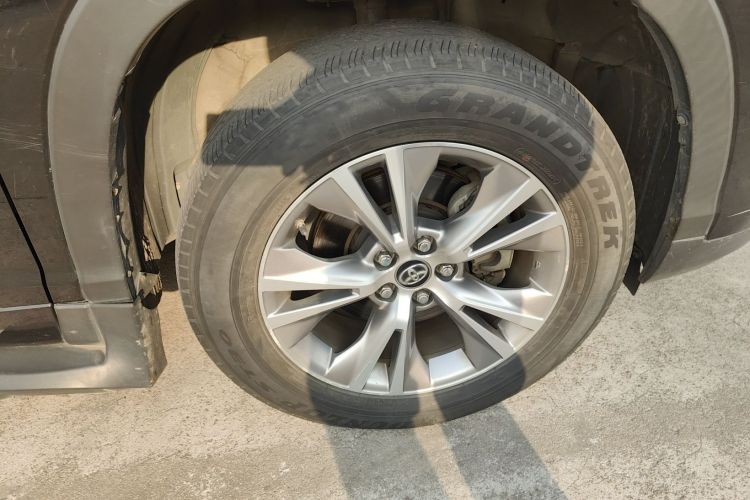 丰田 汉兰达 2021款 2.0T 两驱精英版 5座车身外观10