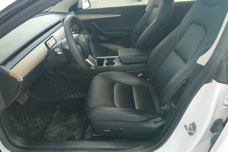 特斯拉 Model 3 2022款 后轮驱动版局部细节19