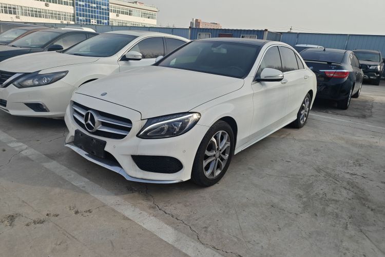 奔驰C级 2015款 C 200 L 运动型车身外观1