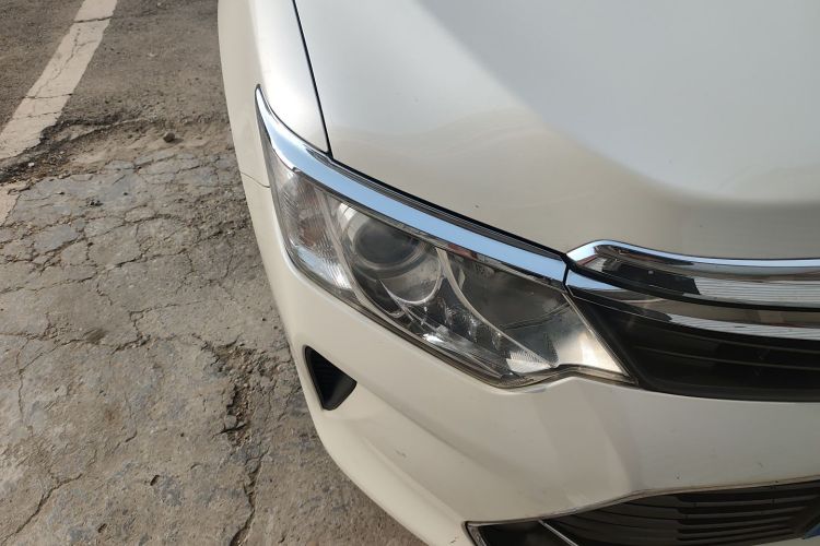 丰田 凯美瑞 2016款 2.0G 十周年纪念领先版车身外观8