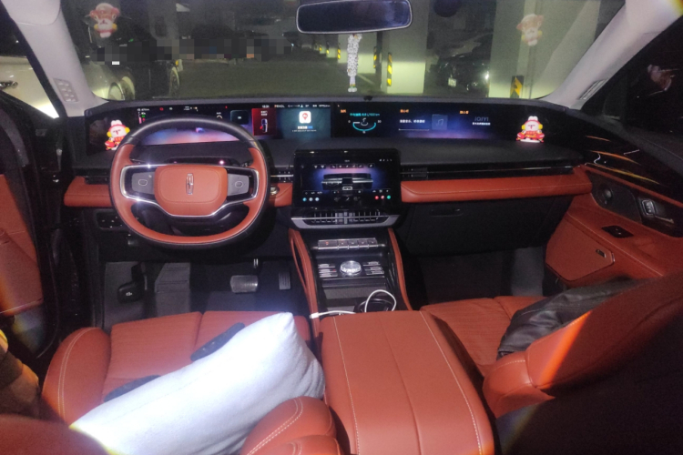 林肯 航海家 2023款 2.0T 四驱尊睿版中控内饰12