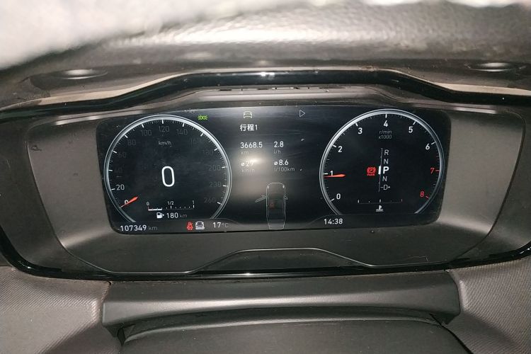 领克01 2017款 2.0T 四驱劲Pro版中控内饰14