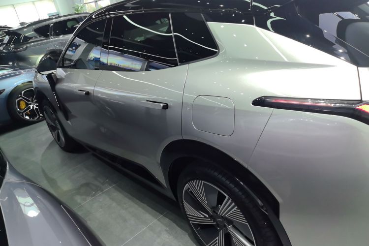 领克08 EM-P 2023款 245km 超长续航Halo车身外观6003