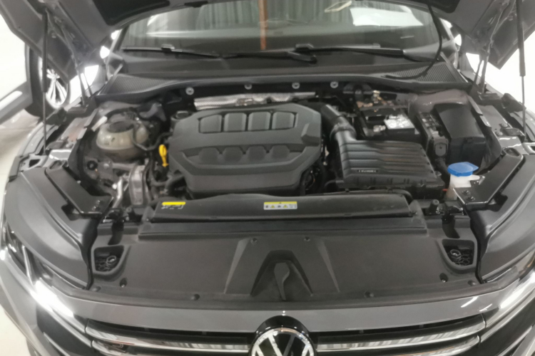 一汽-大众CC 2024款 380TSI 夺目版机舱底盘24