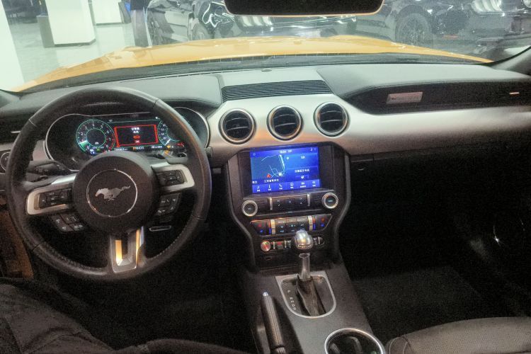福特 Mustang 2021款 2.3T EcoBoost中控内饰12